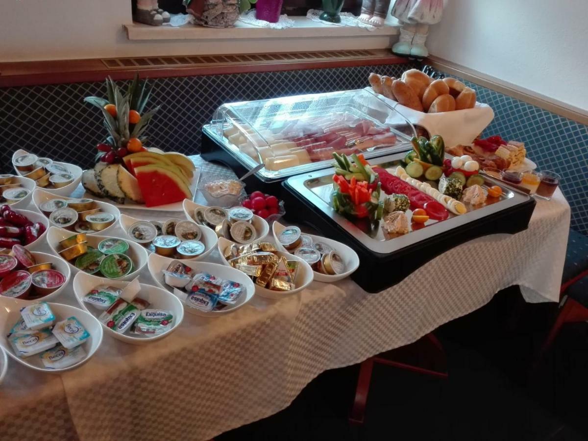 Gaestehaus Cafe Andrea Köflach Kültér fotó